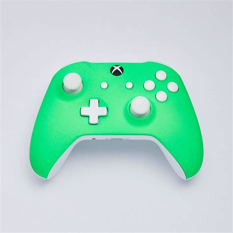 Custom Controllers UK - Handcrafted Xbox One Controllers - Touch of ...