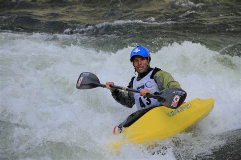 10 Steps to Be Ultra Successful in Whitewater Kayaking - H2o Dreams ...