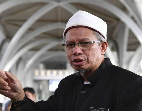 Dr Zulkifli: Malaysia referred to world-renowned ulama on fatwa over ...