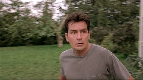 Scary Movie 3 - Charlie Sheen Image (30229837) - Fanpop