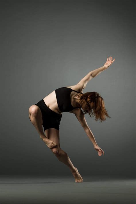 Live dance performance returns to the stage in the Rose Wagner Center ...