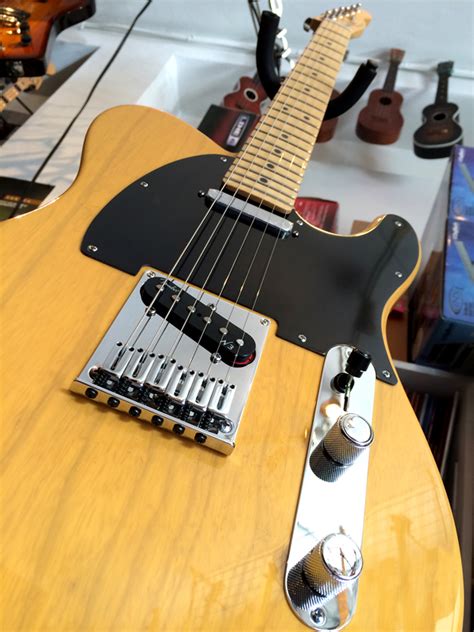 FENDER AMERICAN DELUXE TELECASTER ASH — Goodguy's Music & Sound