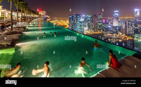 Marina Bay Sands Skypark Infinity Pool