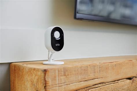 Arlo Essential Indoor Camera Review