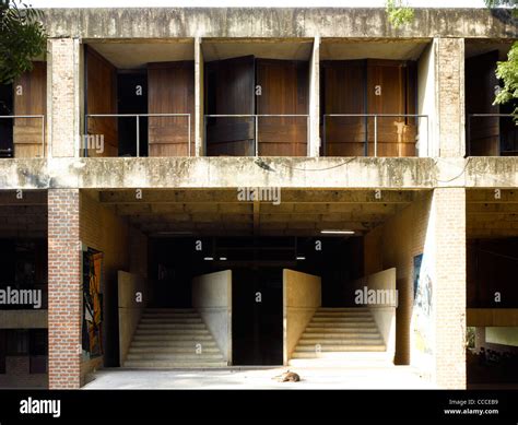 cept university architecture school-exterior view of entrance Stock ...