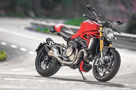 DUCATI MONSTER 1200S (2014-2021) Review, Specs & Prices