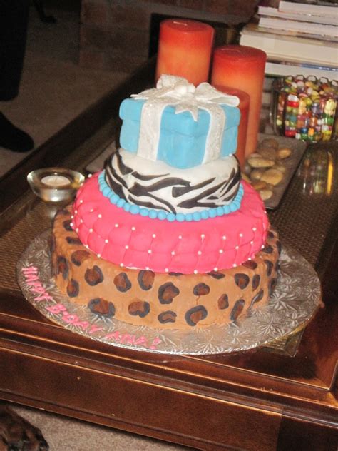 "diva" Birthday Cake. - CakeCentral.com