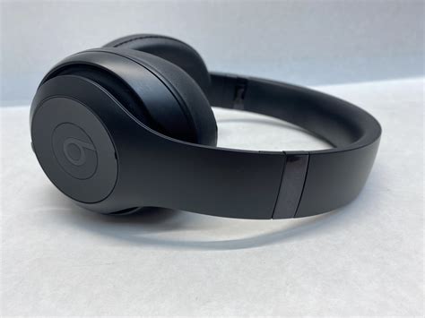 Beats Studio 3 Black Wireless Bluetooth Headphones Good | Heartland ...