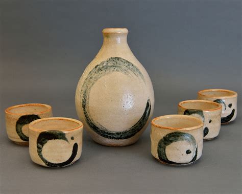 PHYLLIS SAVAGE : FUNCTION : TEA & SAKE : SAKE SETS