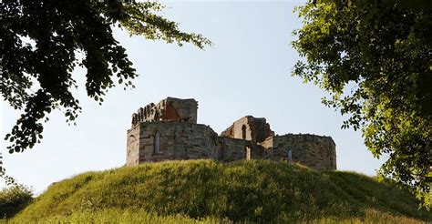 Writing Fiction & Nonfiction Set in the Past: Stafford Castle: The Stronghold of the Family Too ...