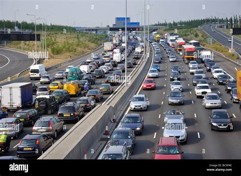 Congested M25 Motorway at Junction 14, Greater London, England, United Kingdom Stock Photo - Alamy