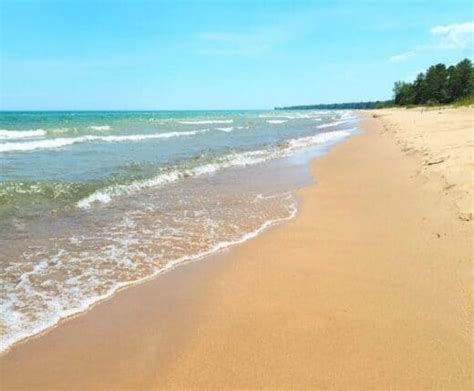 20 Best Lake Huron Beaches in Michigan (MAP) - My Michigan Beach and Travel