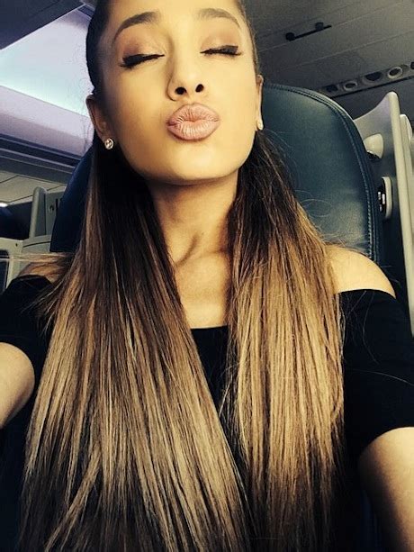 Ariana Grande Selfie - Osnapitzari Photo (38577236) - Fanpop