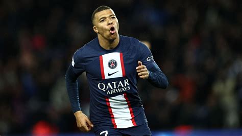 Paris Saint-Germain 3-1 Lens: Mbappe sets PSG goal record in crucial title race win