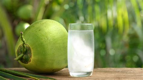 7 Amazing Benefits Of Coconut Water You Didn’t Know About