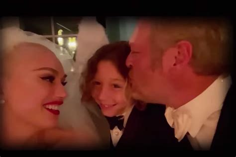 Gwen Stefani Revisits Her Wedding to Blake Shelton for V-Day | WKKY Country 104.7