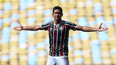 Santos analisa retorno de Paulo Henrique Ganso, do Fluminense - Gazeta Esportiva