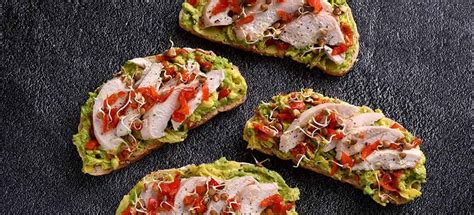 Chicken & Avocado Sandwich Recipe | PEPPADEW® UK