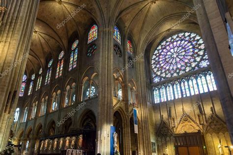 Interior of the Notre Dame de Paris, France — Stock Photo © scaliger ...