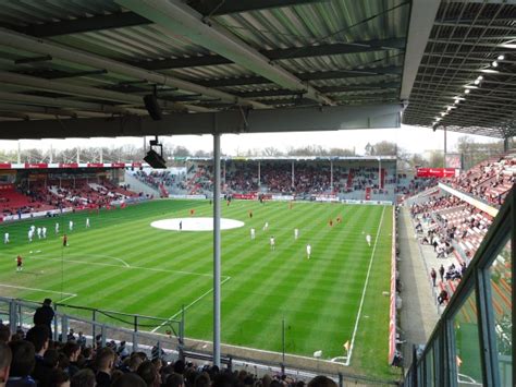 Energie Cottbus Stadium 2017/2018 - Stadion der Freundschaft Stadium Map & Photos