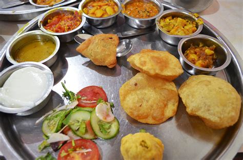 Traveler's Indian Food Guide by Region