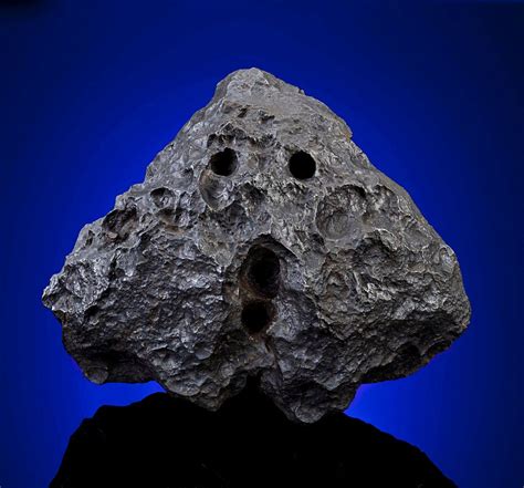 Space Rocks for Sale! Buy a Piece of the Moon or Mars | Space rock, Rock, Rocks for sale