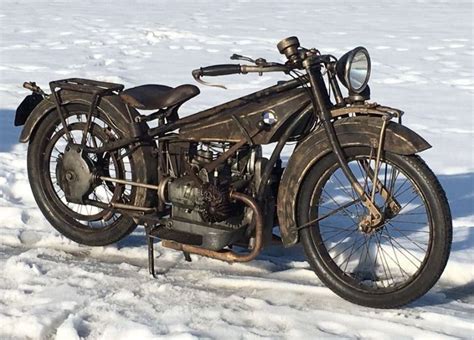 The First BMW – 1923 BMW R32 | Bike-urious