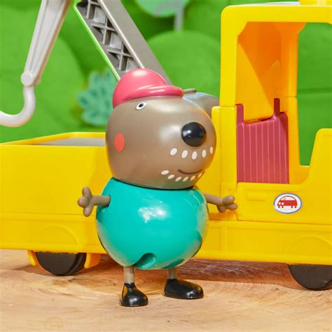 Peppa Pig Grandad Dog's Tow Truck - Shop Playsets at H-E-B