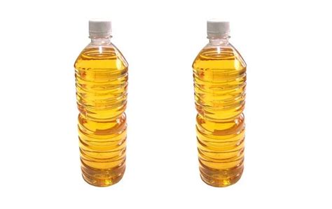 Buy Wholesale United States High Quality Oleic Acid. Slight Yellow Liquid Oleic Acid Cas 112-80 ...