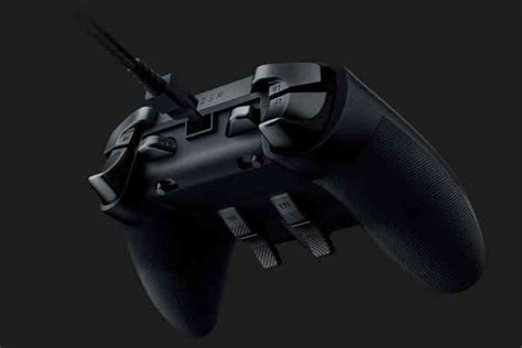 Razer Wolverine Ultimate Xbox One/PC Controller Review - Razer's Elite ...