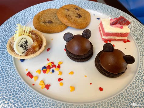 Food Pictures of Chef Mickey's in Walt Disney World - AllEars.Net