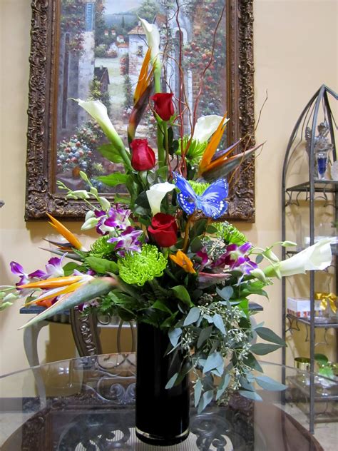 Bernardo's Flowers: Masculine Flower Arrangement