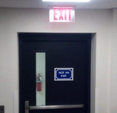 Safety... you're doing it wrong! (find more funny signs at funnysigns ...