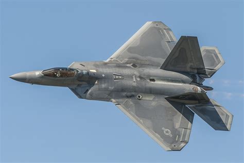 The F-22 Raptor Has Some Serious Problems. A New Government Report ...