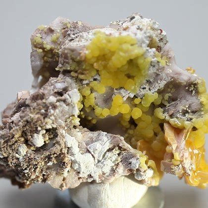 Wulfenite