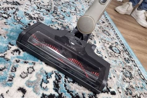 Vacuum cleaner on a carpet in 2023 | Good vacuum cleaner, Vacuum, Best vacuum