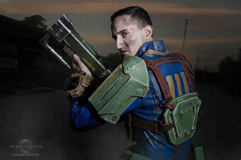 Fallout 4 cosplay by Nebulaluben on DeviantArt | Cosplay, Fallout cosplay, Superhero suits