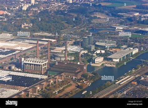 Volkswagen factory germany hi-res stock photography and images - Alamy