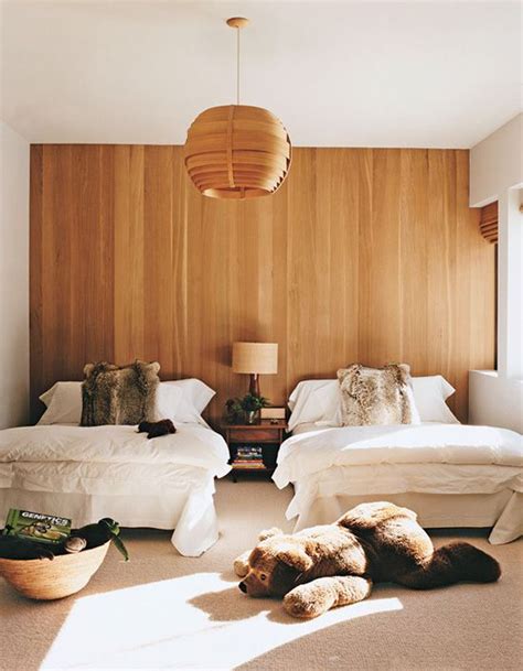 20 Modern And Creative Bedroom Design Featuring Wooden Panel Wall ...