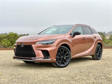 Review: 2023 Lexus RX cuts the luxury crossover in quarters