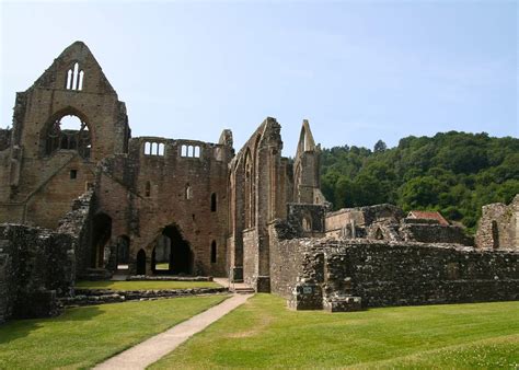 Spectacular Ruins of Tintern Abbey