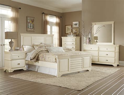 Laurinda Antique White Panel Bedroom Set from Homelegance | Coleman ...