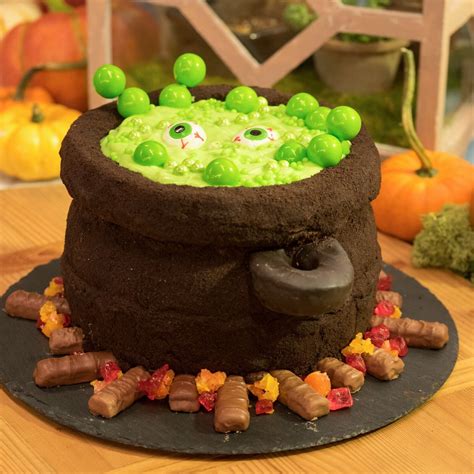 Cauldron Cake | Recipe | Cauldron cake, Food network recipes, Food