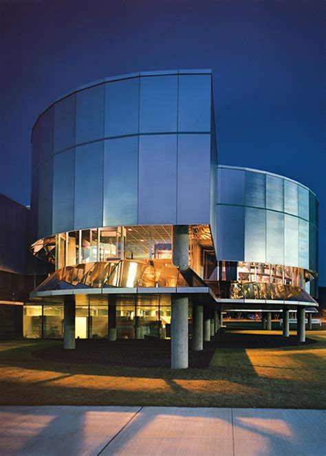 The Corning Museum of Glass: An Insider's Adventure - Smithsonian Associates