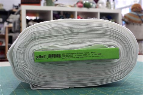 Pellon Lightweight Fusible Fleece (986F) - Maker Savvy