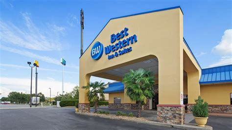 Best Western Inn & Suites - ReservationDesk.com