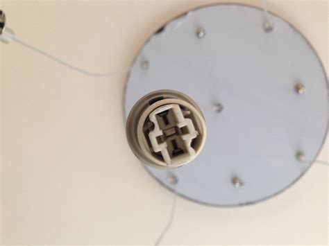 lighting - What type of light bulb connector is this? - Home Improvement Stack Exchange