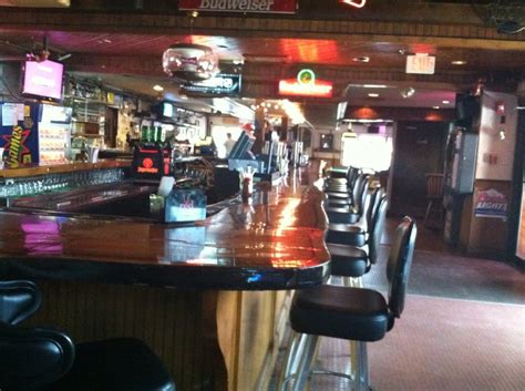 Roadhouse Pub - Pubs - 55 Pulaski St, Peabody, MA - Restaurant Reviews ...