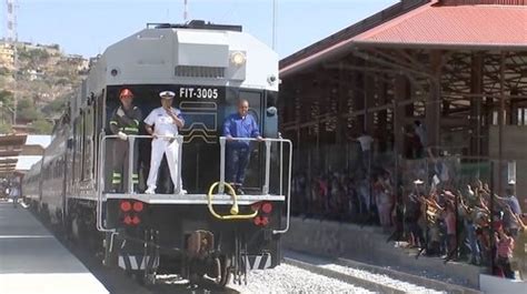 Inaugura AMLO primera línea del Tren Interoceánico