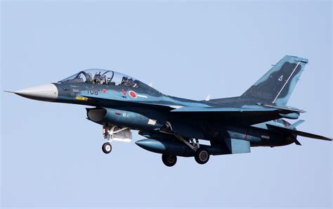 Japanese jet fighter crashes into Sea of Japan
